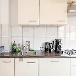 Loopafstand Van Lokale Winkels En Zeedijk! - Prachtig Vakantiehuis!