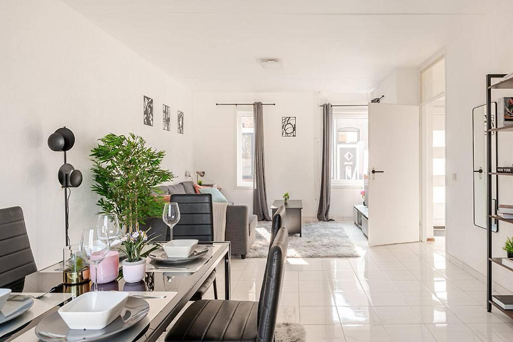 Loopafstand Lokale Winkels En Zeedijk! - Prachtig Vakantiehuis! Vakantiehuis